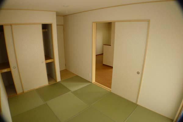 Non-living room. First floor Japanese-style room 6.5 quires