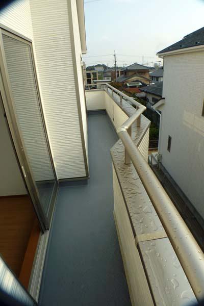Non-living room. Second floor balcony