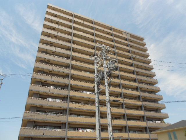 Local appearance photo. 10 floor of 15-story, South-facing per, Exposure to the sun ・ Ventilation is good. Local (April 2013) Shooting