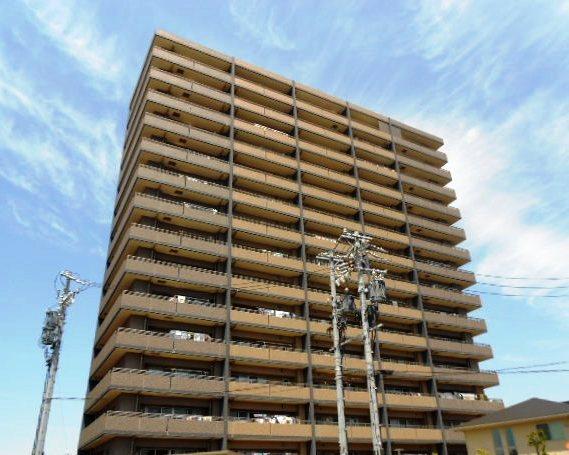 Local appearance photo. Building south appearance photo (April 2013) Shooting