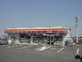 Other. 1600m to convenience store (Other)