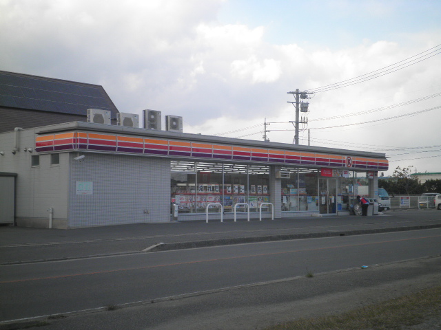 Convenience store. 1100m to Circle K (convenience store)