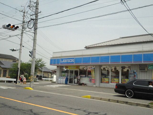 Convenience store. 150m until Lawson Yokkaichi Tokiwa-chome store (convenience store)