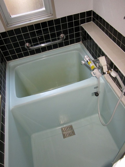 Bath. Shower Curran new.