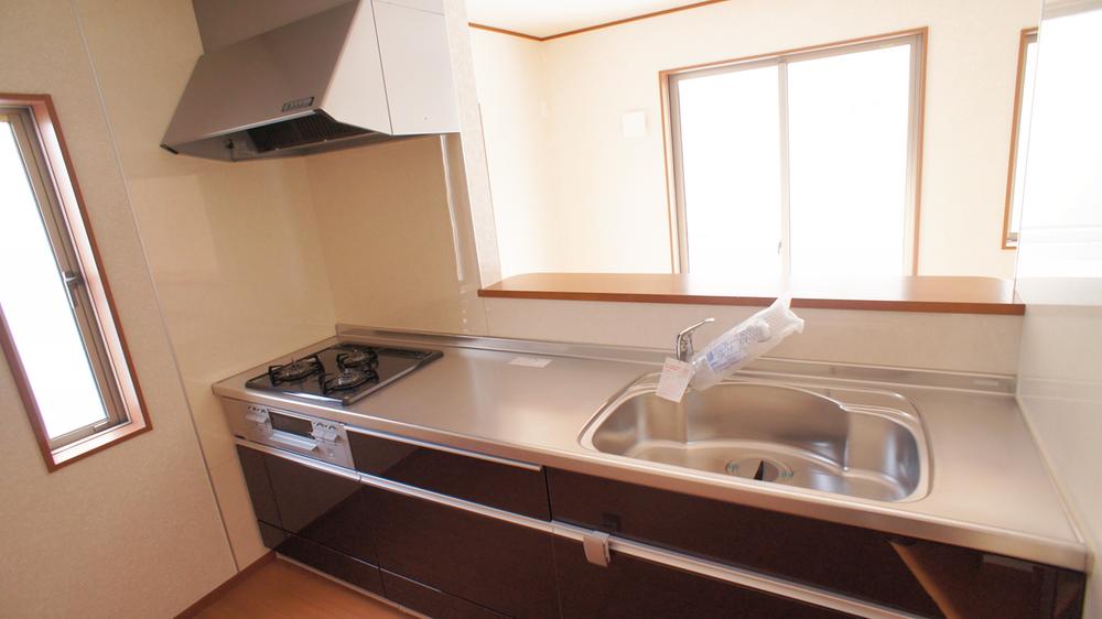 Same specifications photo (kitchen)