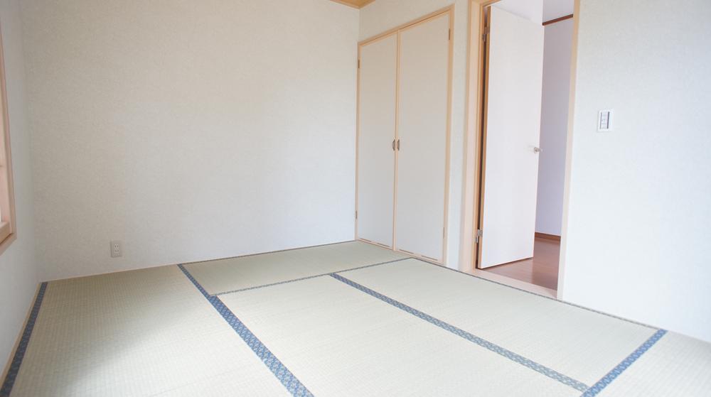 Non-living room. Japanese-style same specification example