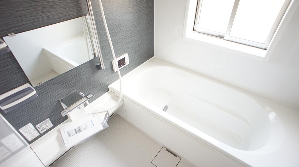 Same specifications photo (bathroom)