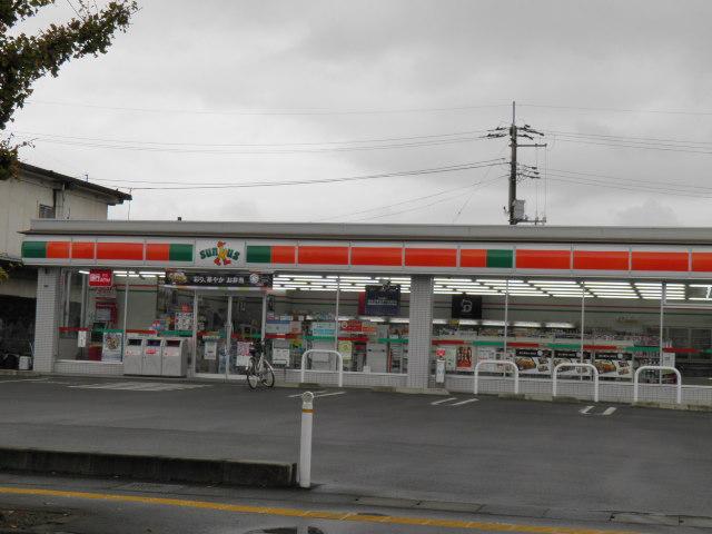 Convenience store. 668m until Thanksgiving Iwanuma Museum under shop