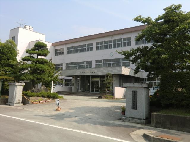 Primary school. 885m to Tsunoda City Sakura Elementary School