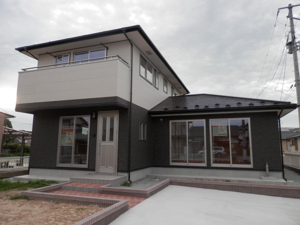 Local appearance photo. Local (July 2013) Shooting