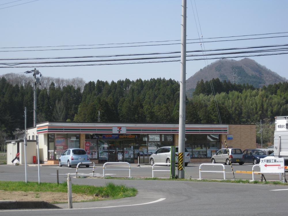 Convenience store. Seven-Eleven 1213m until the Yamato-machi Miyatoko shop
