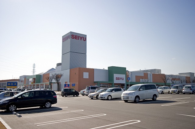 Supermarket. Maxvalu Izumi Osawa store up to (super) 2202m