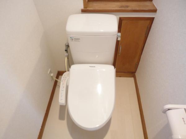 Toilet