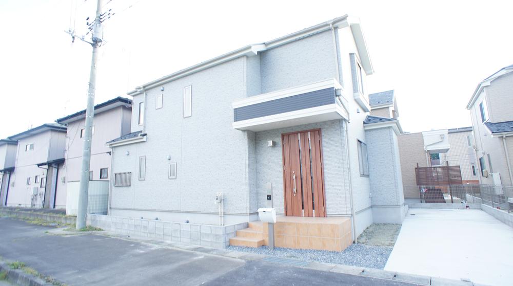 Local appearance photo