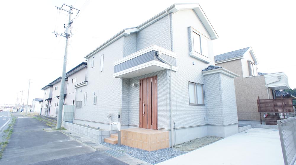 Local appearance photo