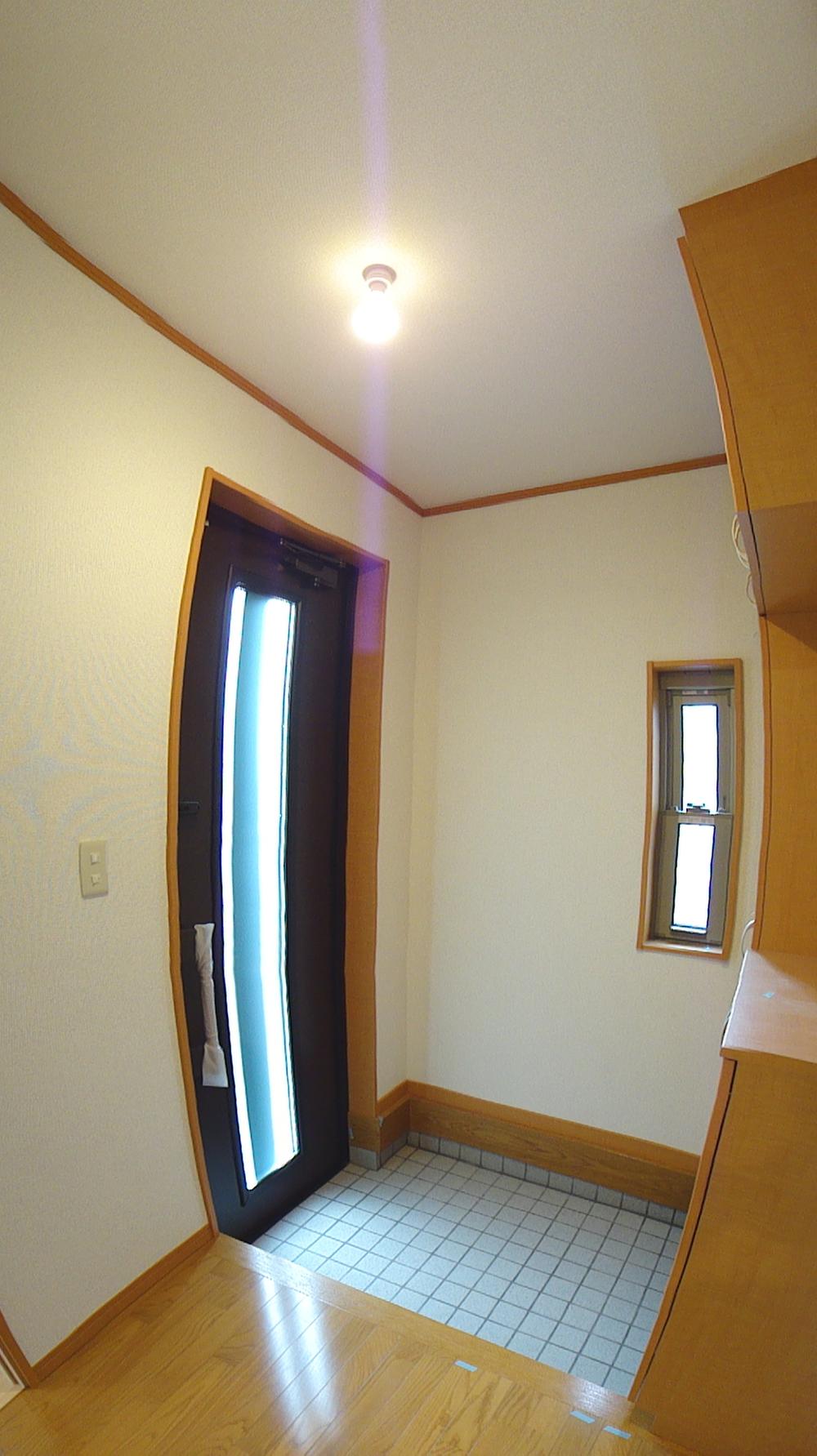 Entrance. Local (12 May 2013) Shooting