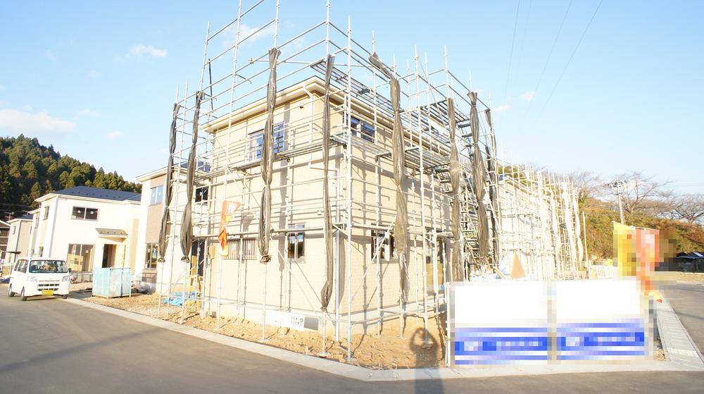 Local photos, including front road