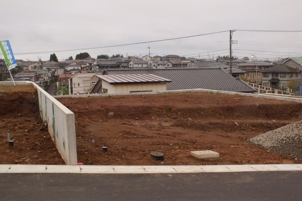 Local appearance photo. Local (10 May 2013) Shooting