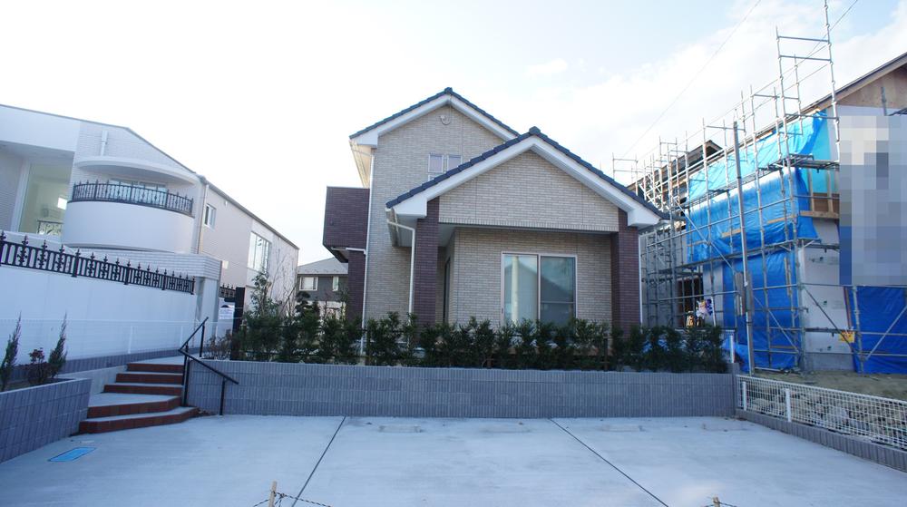 Local appearance photo