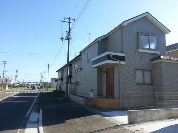 Local photos, including front road