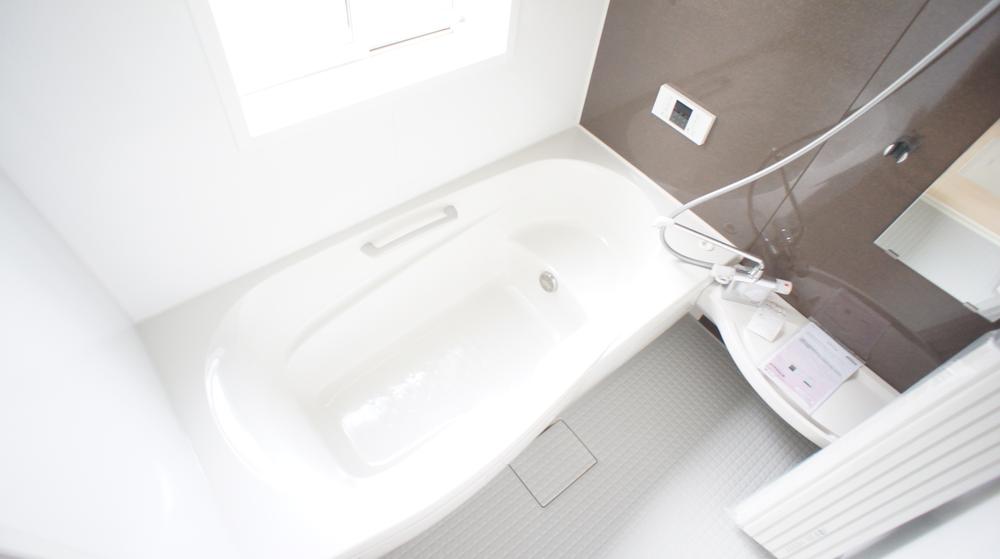 Same specifications photo (bathroom). Same specification example