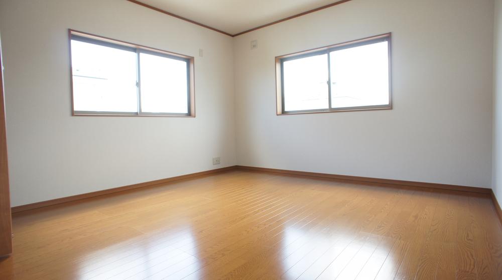 Non-living room. Same specification example