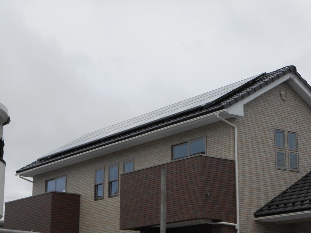 Power generation ・ Hot water equipment. 3.81kw equipped