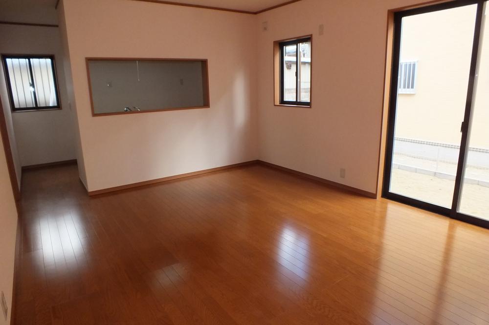 Living. «Same specifications»