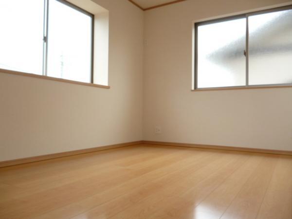 Same specifications photos (Other introspection)