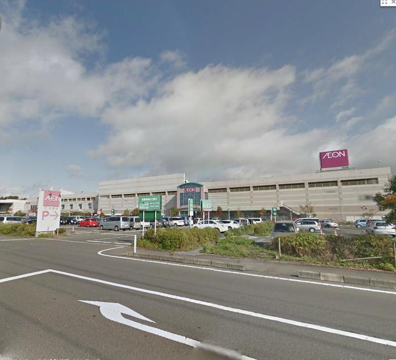 Shopping centre. Many things are aligned to a movie theater from 1700m food to ion Rifu.