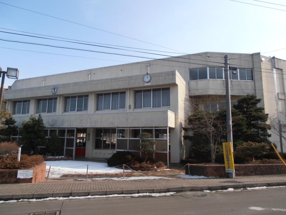 Primary school. Natori 170m up to municipal Masuda Elementary School
