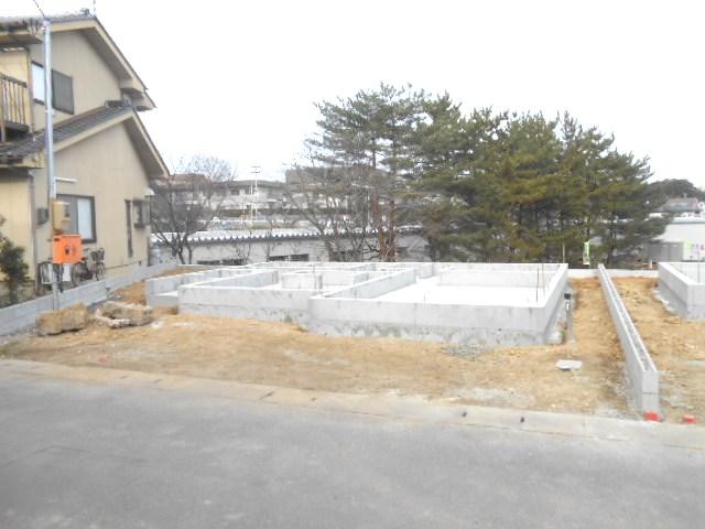 Local photos, including front road. Phase 2 (1) Building: local (December 9, 2013) Shooting