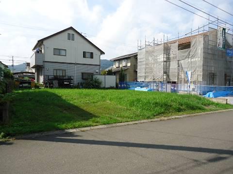 Local photos, including front road. 2-chome No.6 Price 4.2 million yen