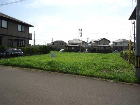 Local photos, including front road. 2-chome No.10 Price 3.98 million yen