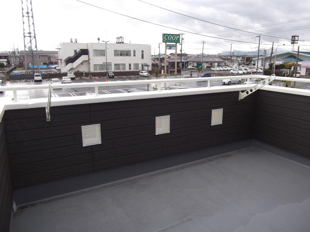 Balcony. Local (11 May 2013) Shooting