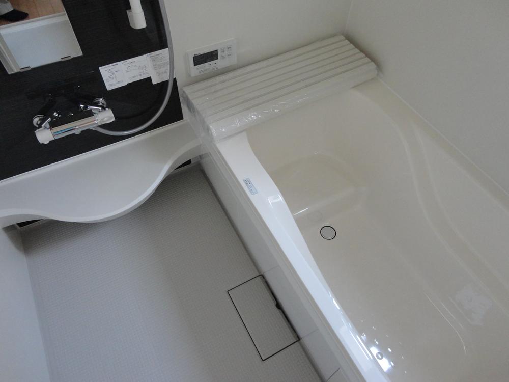 Same specifications photo (bathroom). Same specifications