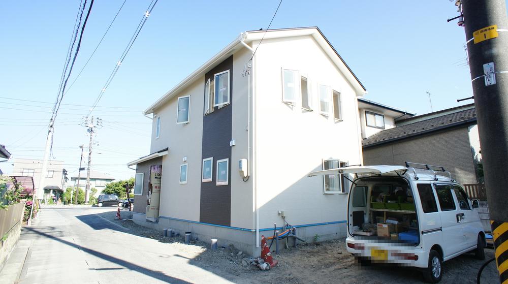 Local photos, including front road