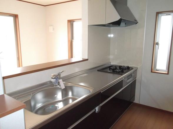 Same specifications photo (kitchen)