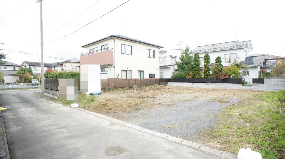 Local photos, including front road