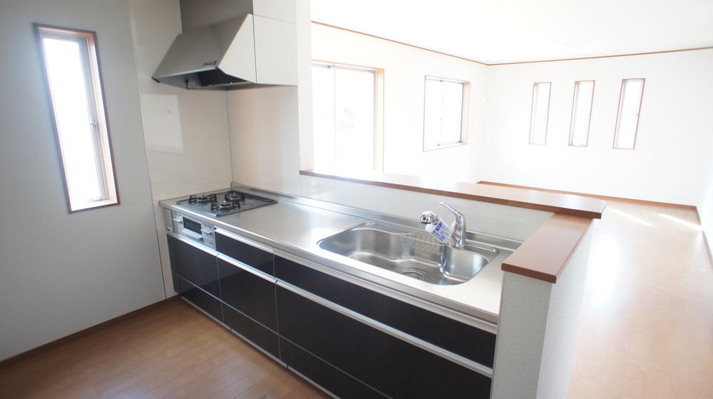 Same specifications photo (kitchen)