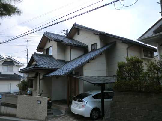 Local appearance photo. October 2003 outer wall ・ It is already replacement roof coating. 