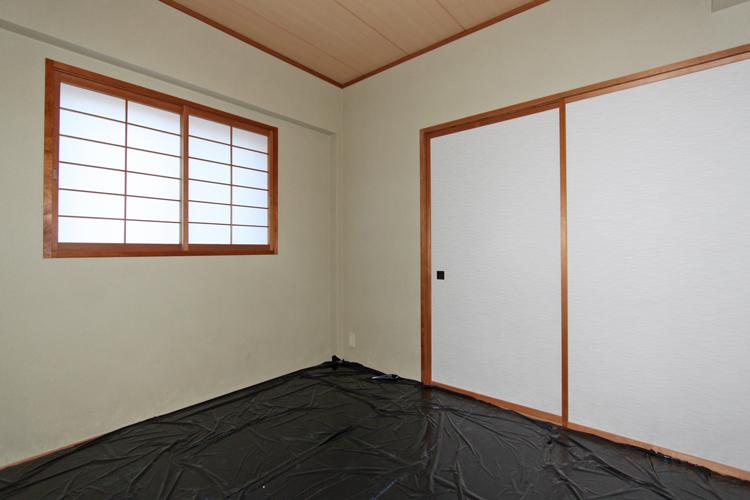 Other introspection. Japanese style room