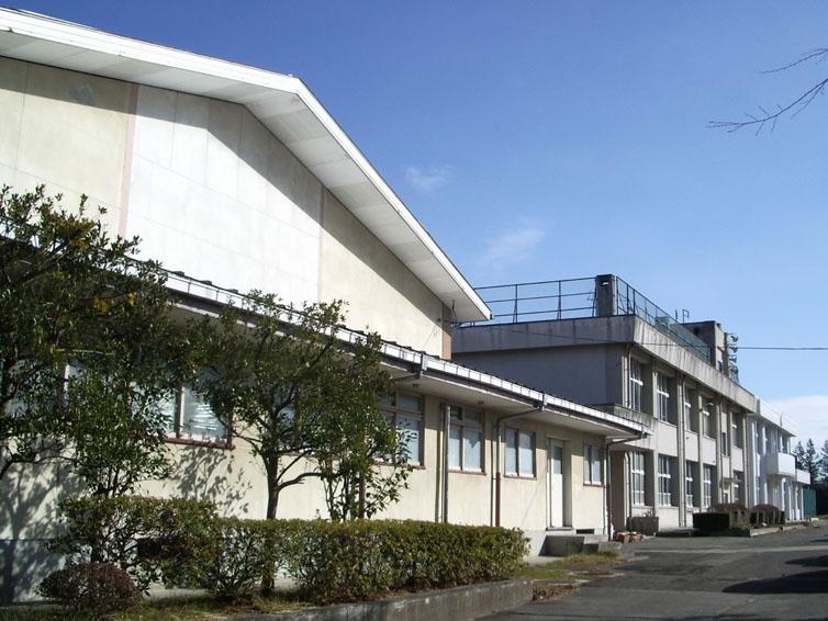 Junior high school. 290m to Sendai Municipal Kitasendai junior high school
