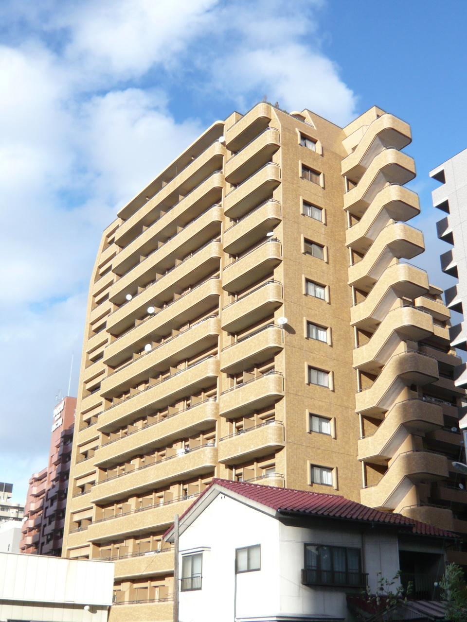 Local appearance photo. Local (11 May 2013) Shooting