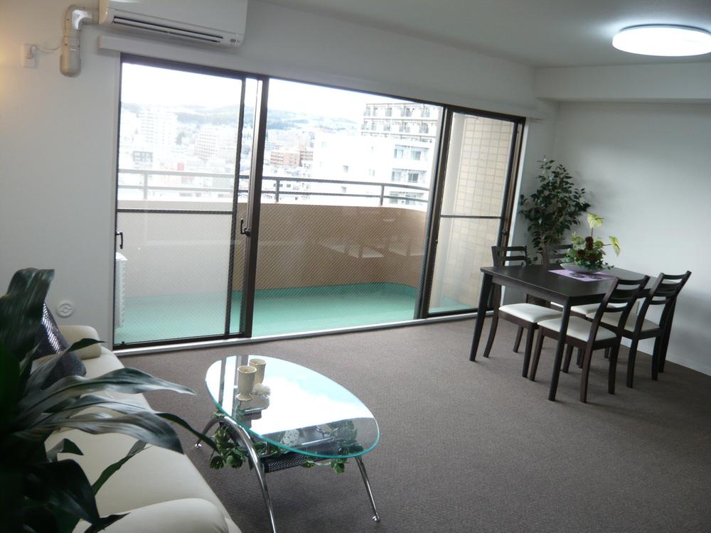 Living. Indoor (11 May 2013) Shooting