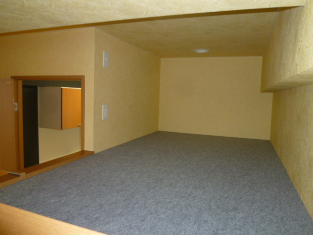 Other room space