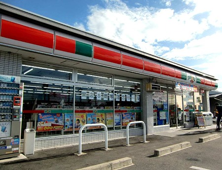 Convenience store. Thanks Torimachi store up (convenience store) 315m