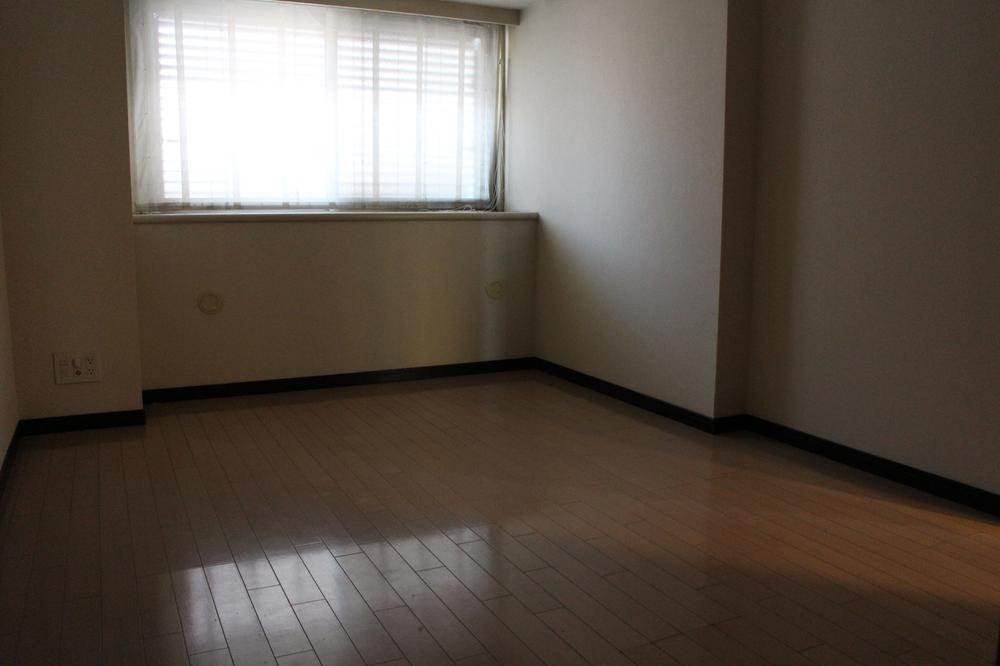 Non-living room. Western-style (11 May 2013) Shooting