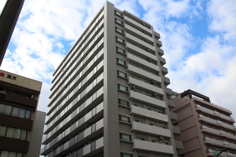 Local appearance photo. Local (11 May 2013) Shooting