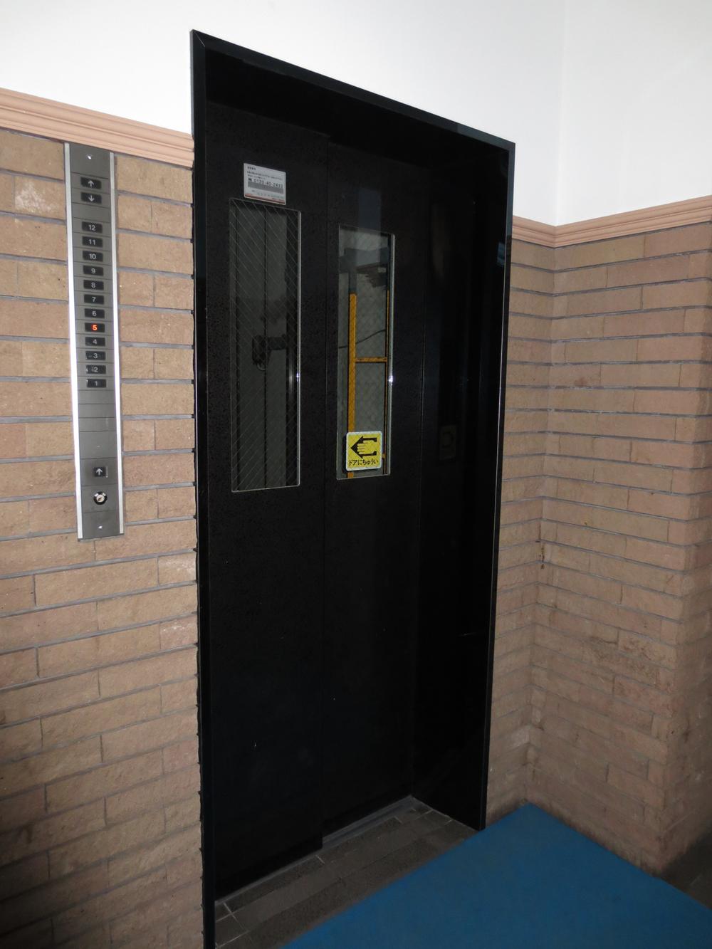 Other common areas. Elevator (August 2013) Shooting